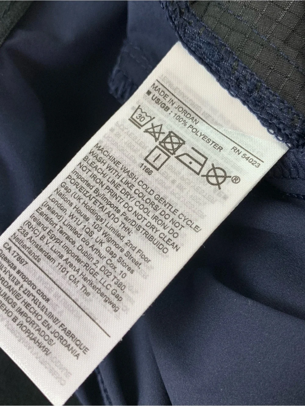 Banana Republic used finish